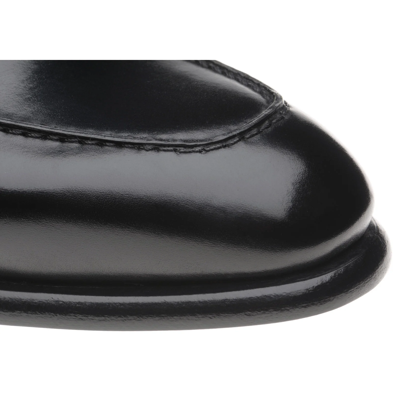 Herring Blackheath mens tasselled loafers in black calf - Image 5