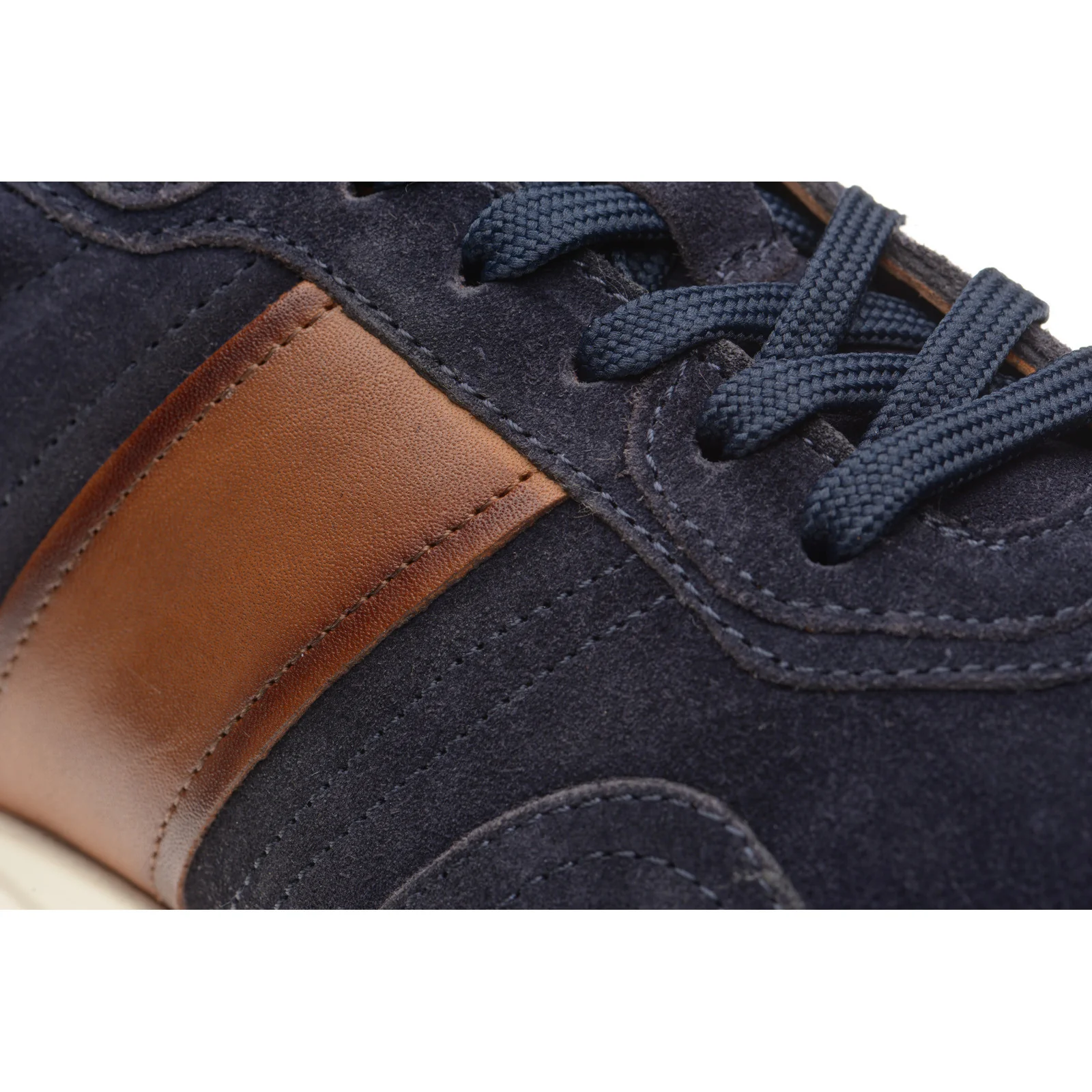 Herring Brisbane mens rubber-soled in navy suede and tan - Image 5