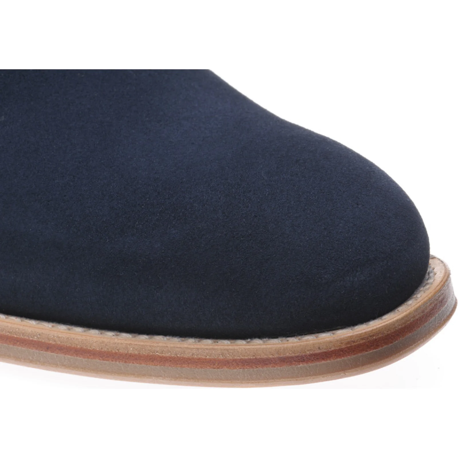 Herring Canterbury mens rubber-soled Chukka boots in navy suede - Image 5