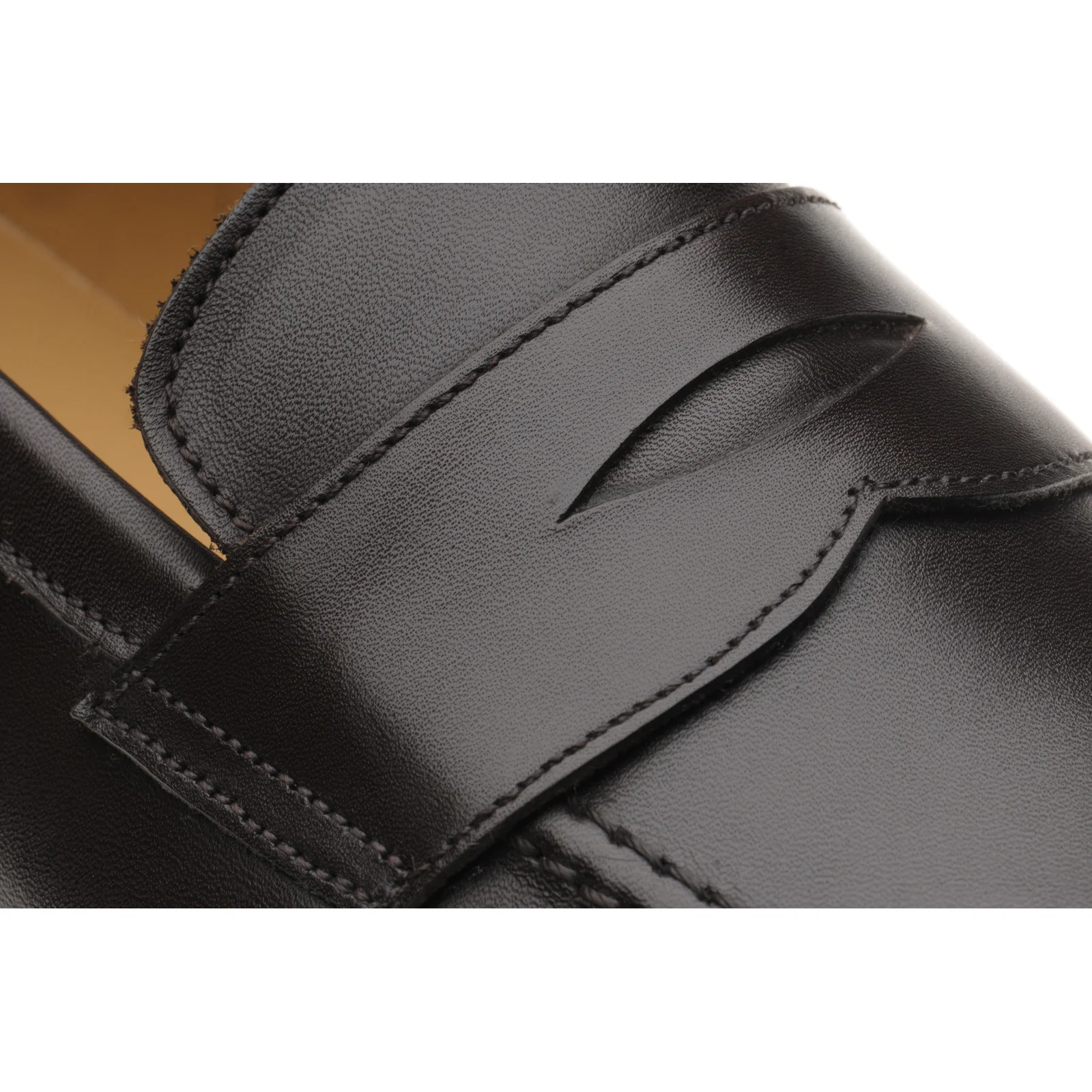 Herring Dunham II Rubber mens rubber-soled loafers in dark brown calf (second) - Image 5