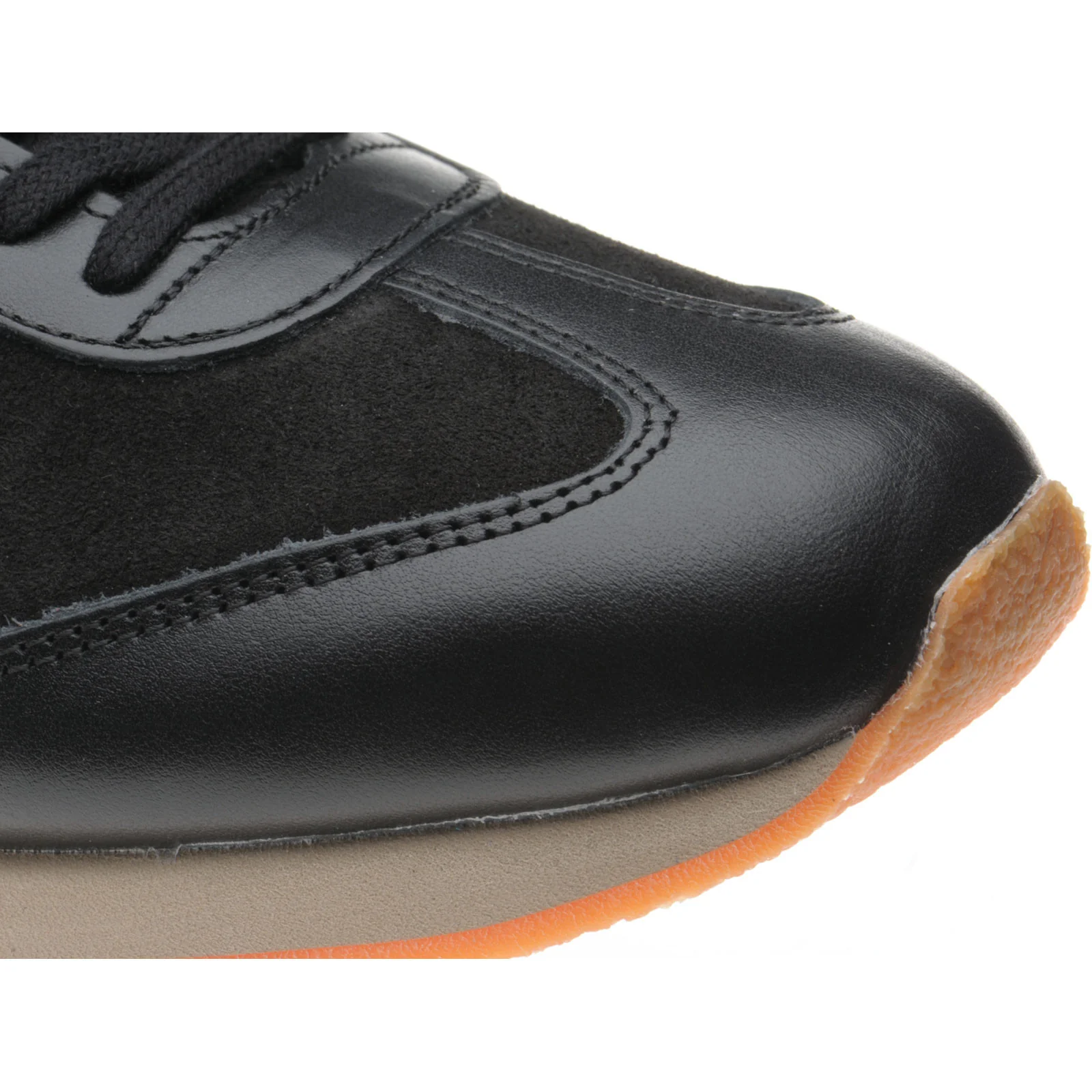 Herring Fierce Trainer mens rubber-soled trainers in black calf and black suede - Image 5