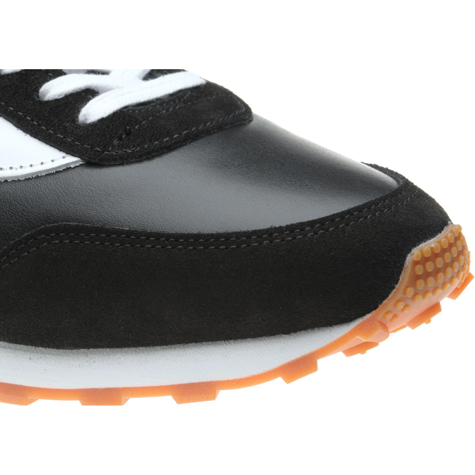 Herring Horwich Trainer mens two-tone rubber-soled trainers in black calf suede and white calf - Image 5