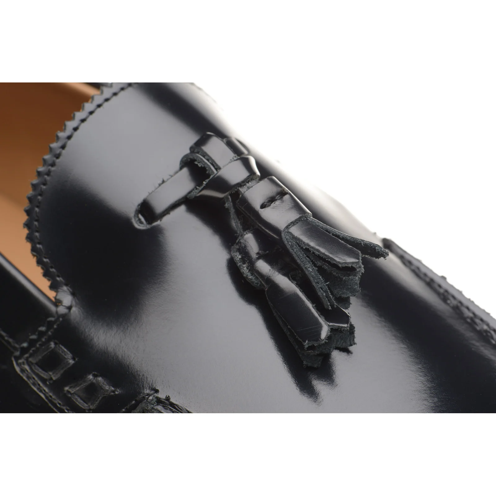 Herring Milano mens hybrid-soled tasselled loafers in black polished - Image 5