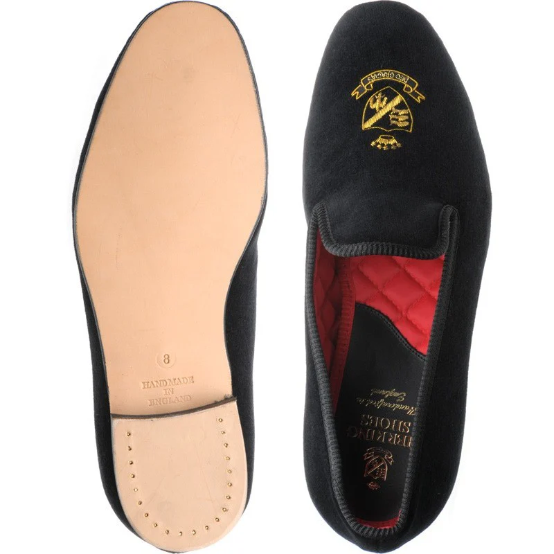 Herring Monarch mens house shoes in black velvet - Image 3