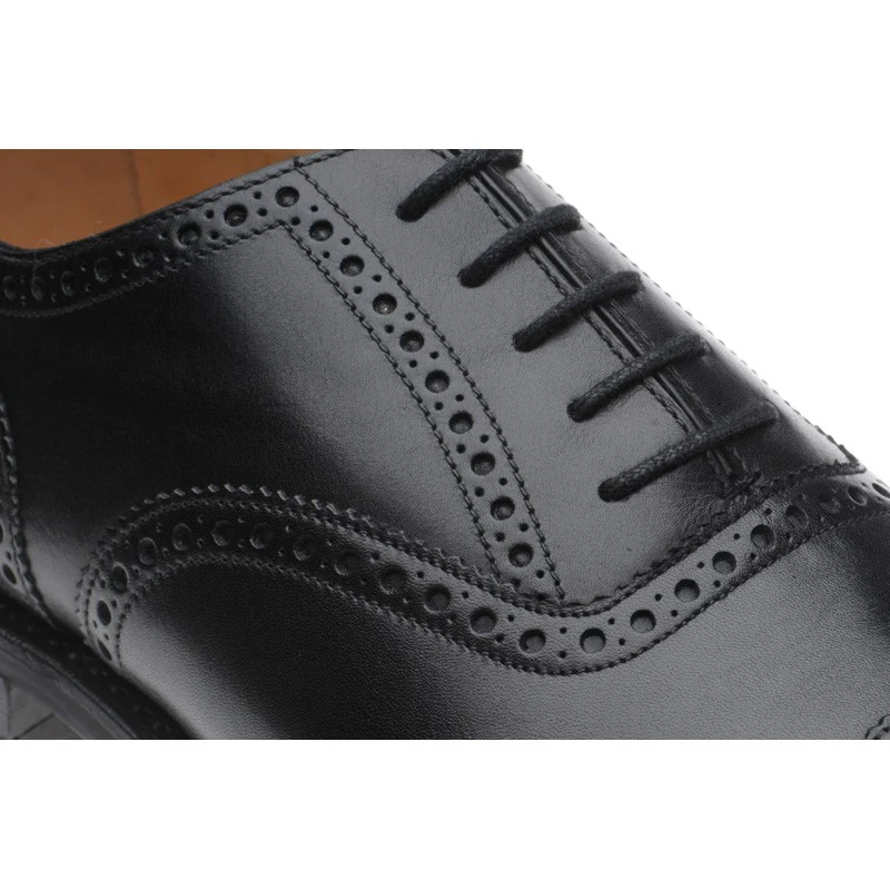 Herring Moorgate mens rubber-soled semi-brogues in black calf (second) - Image 4