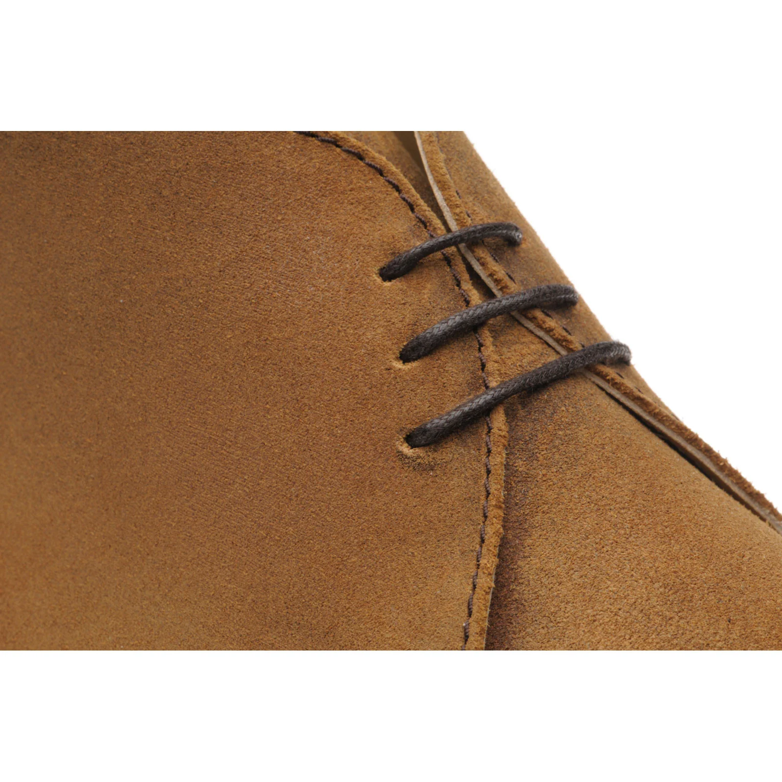 Herring Orkney R mens rubber-soled Chukka boots in tan waxy suede - Image 4