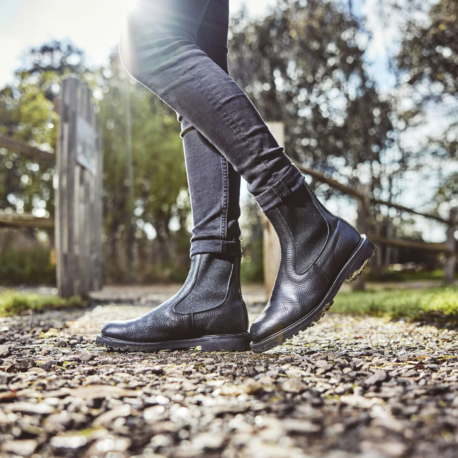 Herring Paula ladies rubber-soled Chelsea boots in black muflone calf - Image 6