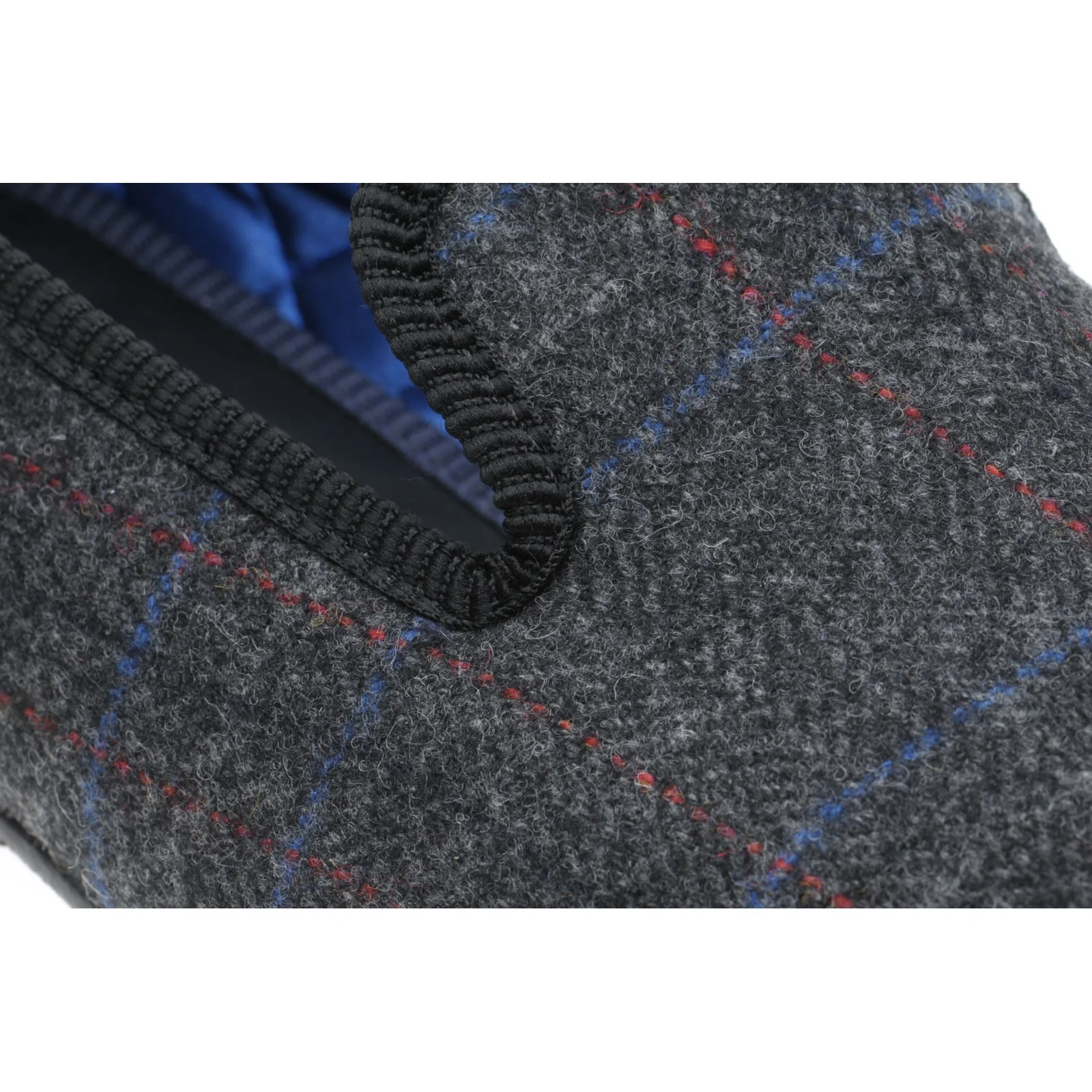 Herring Sandringham mens tweed house shoes in charcoal tweed - Image 4