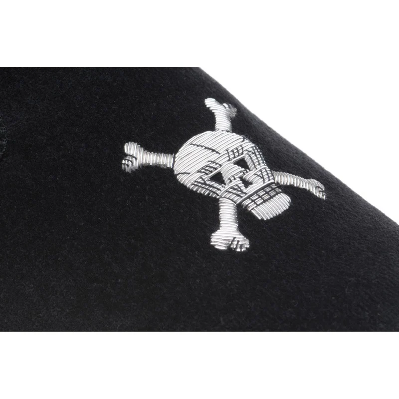 Herring Skull Slipper mens house shoes in black velvet - Image 4