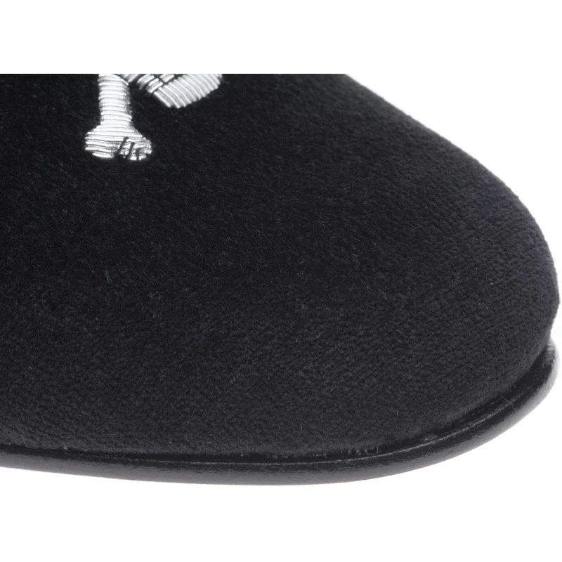 Herring Skull Slipper mens house shoes in black velvet - Image 5