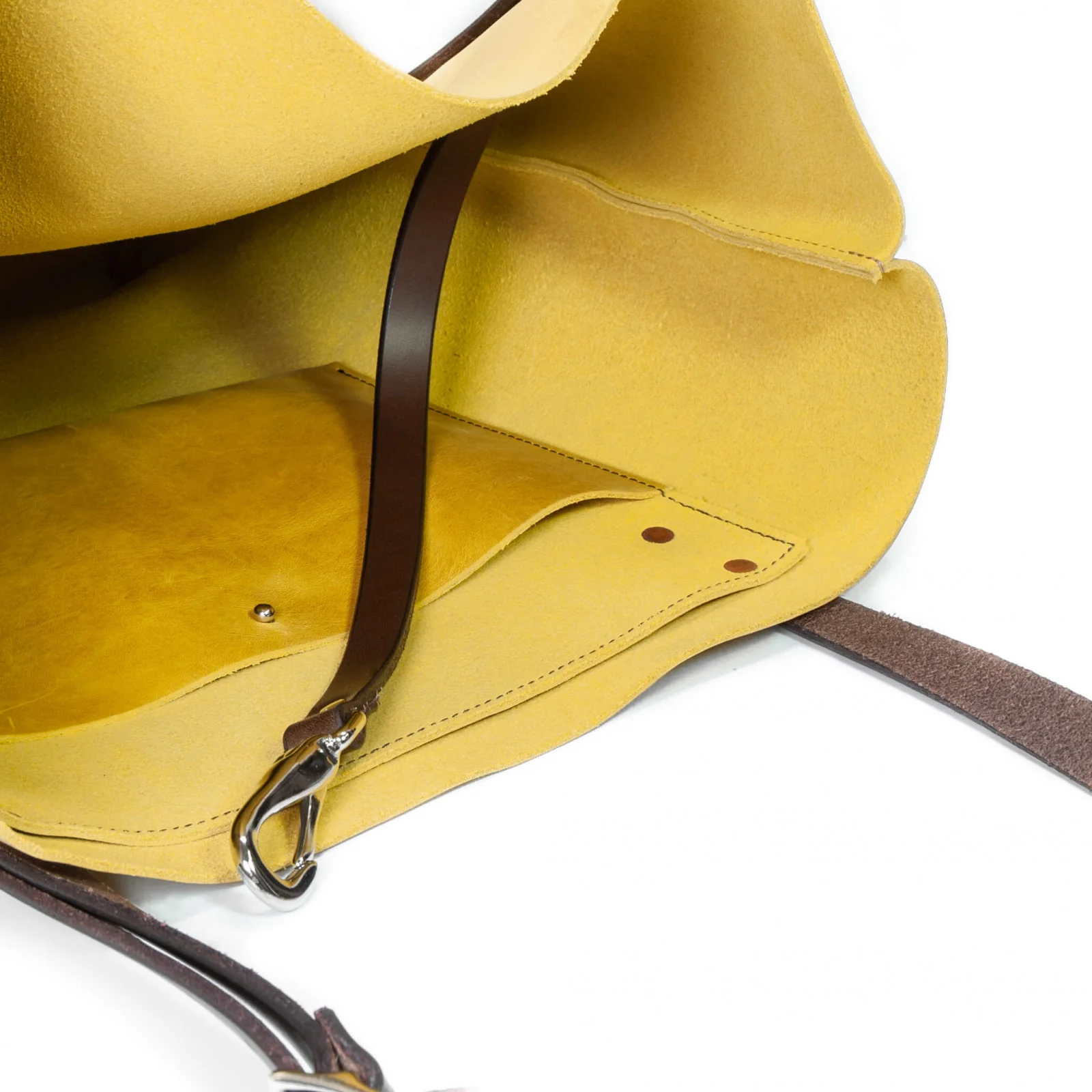 Herring Vixen Tote Bag in yellow waxy calf - Image 3