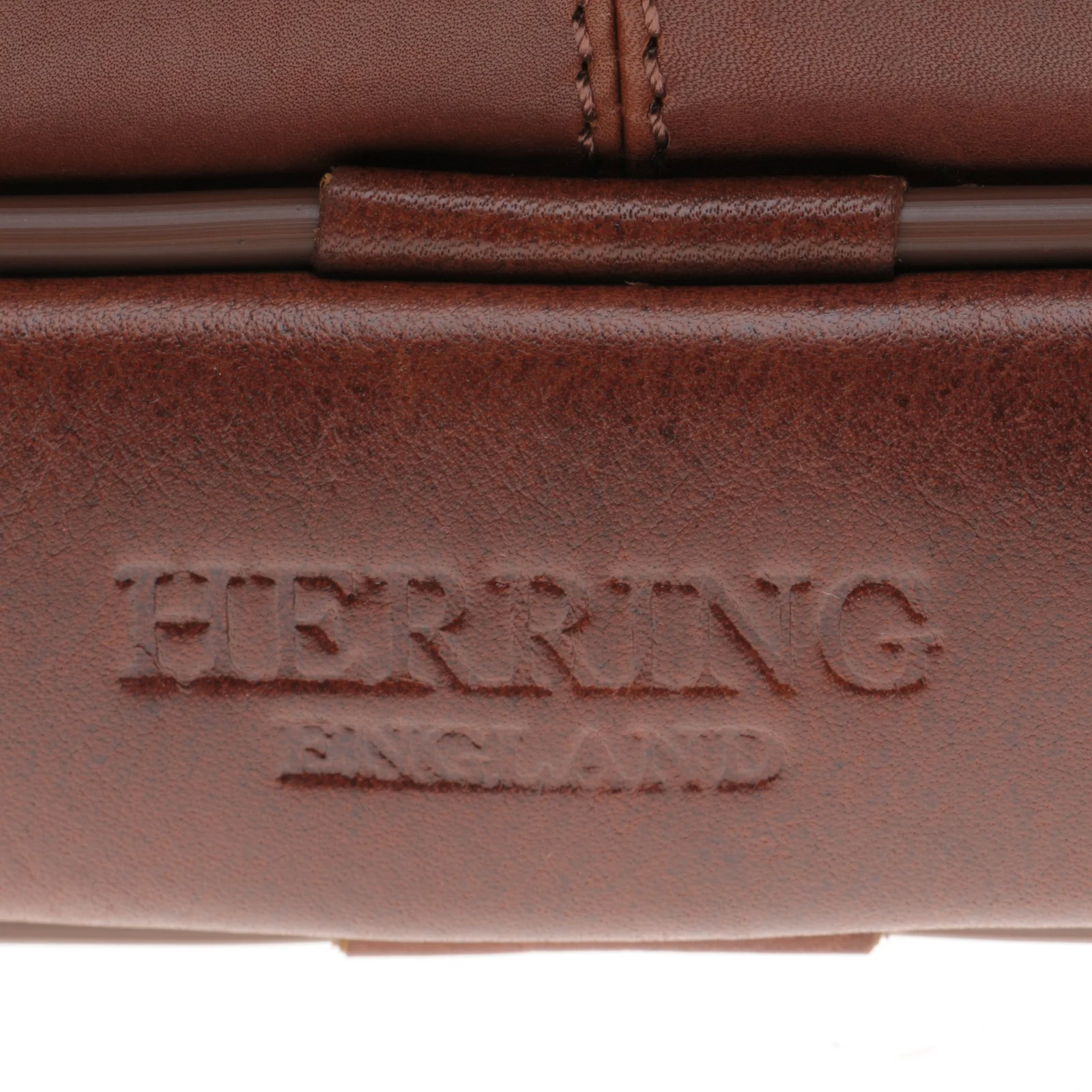 Herring Washbourne II (Washbag) in dark chestnut - Image 6