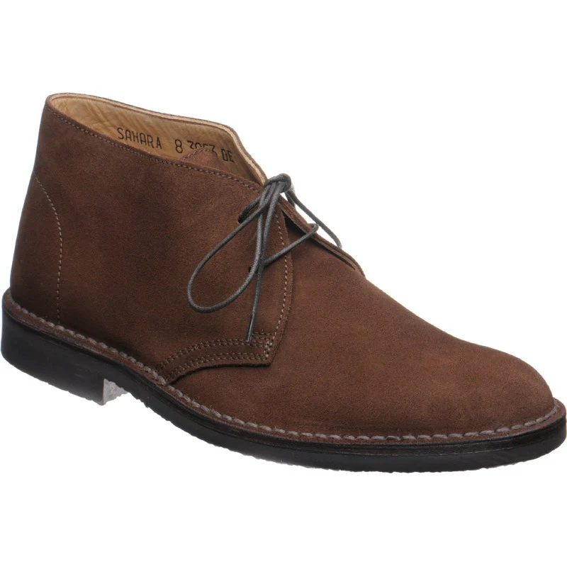 Loake Sahara mens rubber-soled Chukka boots in brown suede