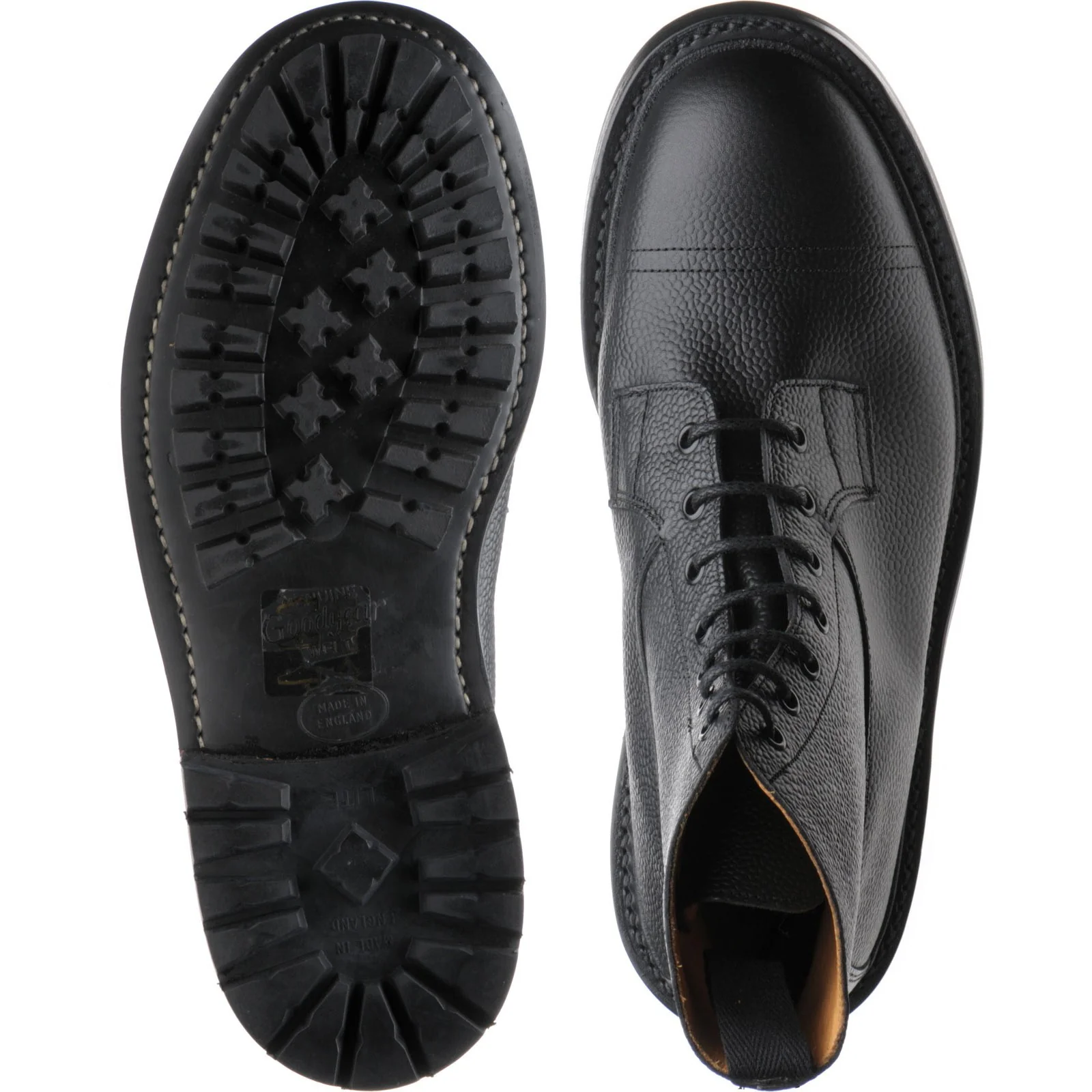 Trickers Grassmere mens rubber-soled boots in black calf grain - Image 3