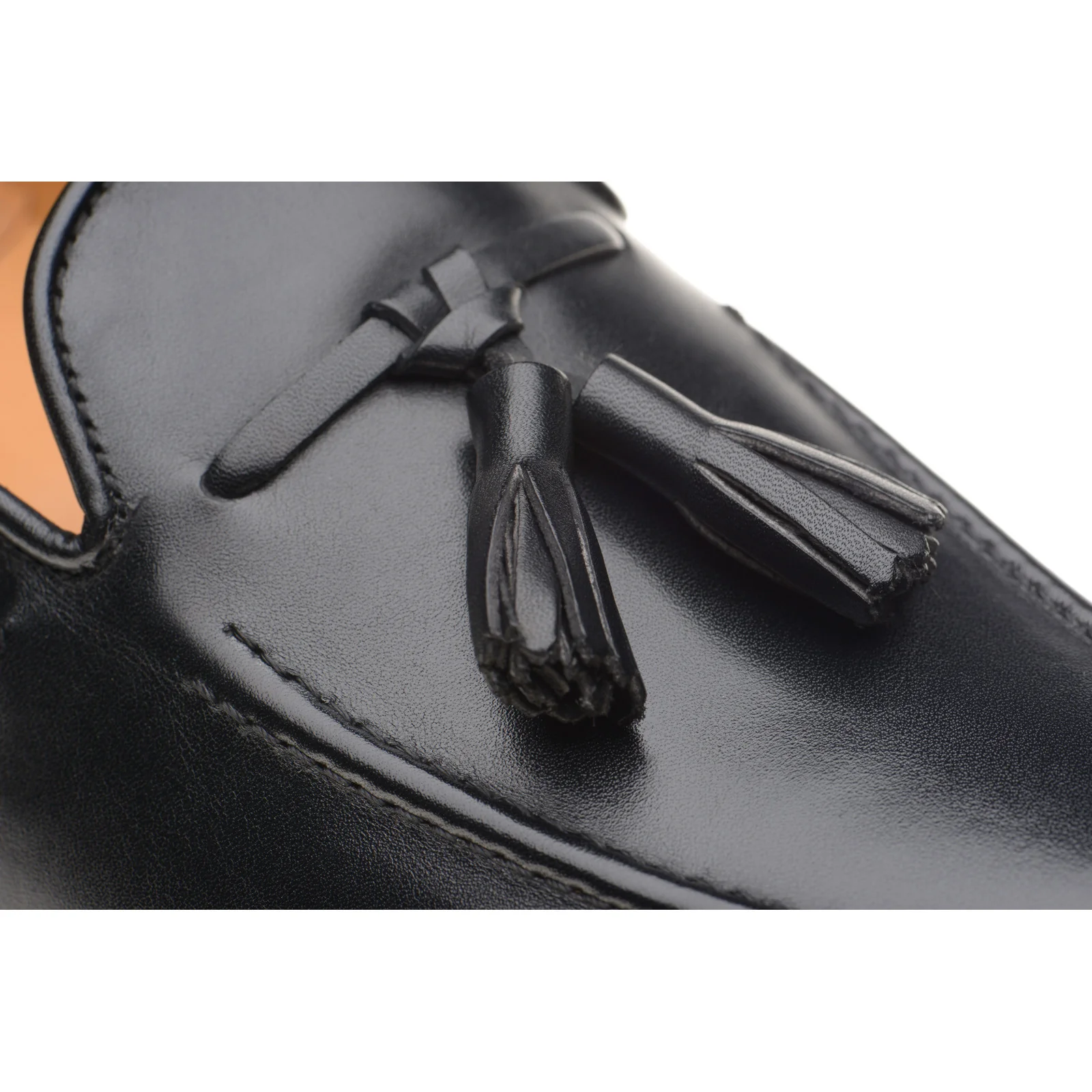 Wildsmith Model 82 mens tasselled loafers in black calf - Image 5