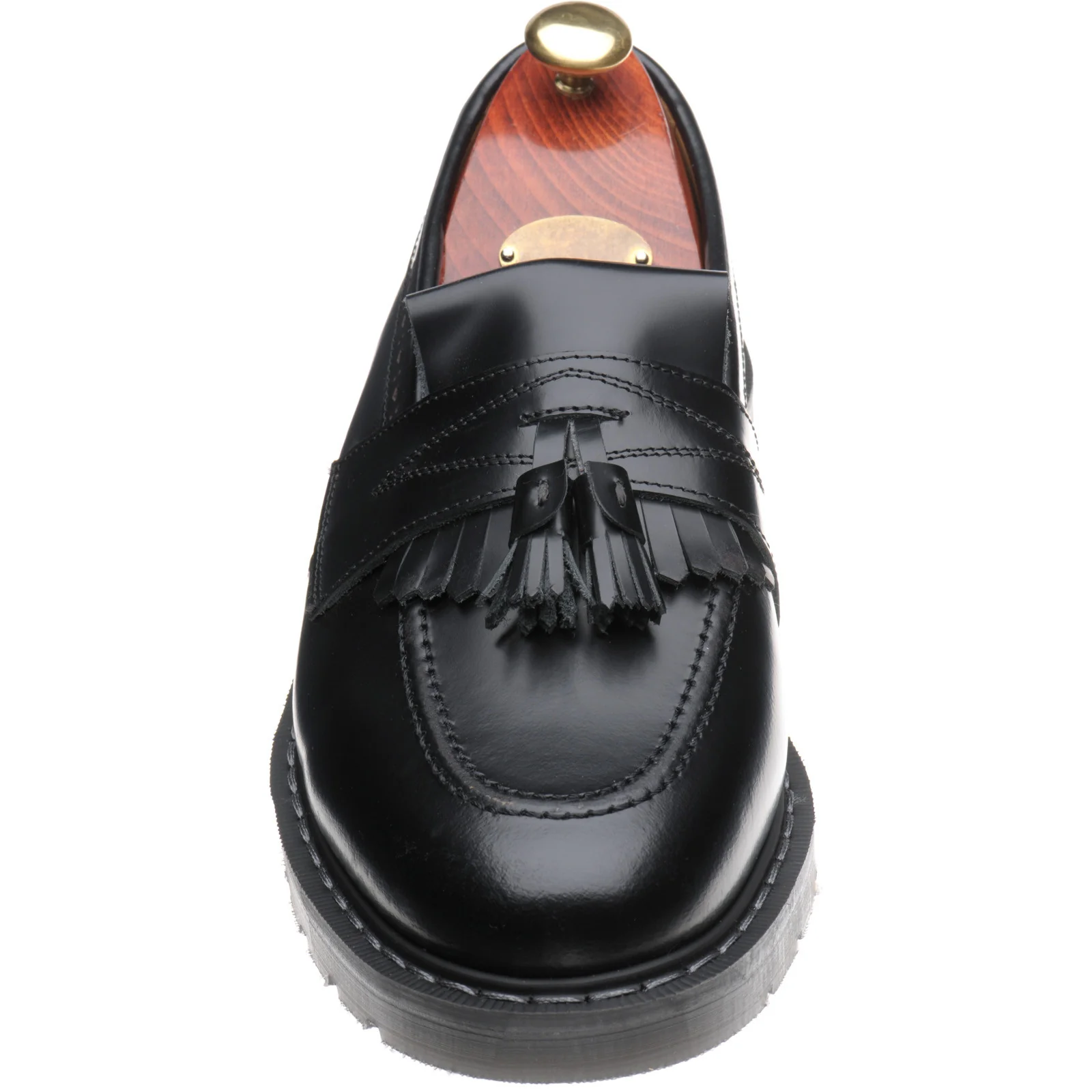 Wildsmith Model Tassel mens rubber-soled tasselled loafers in black polished - Image 2